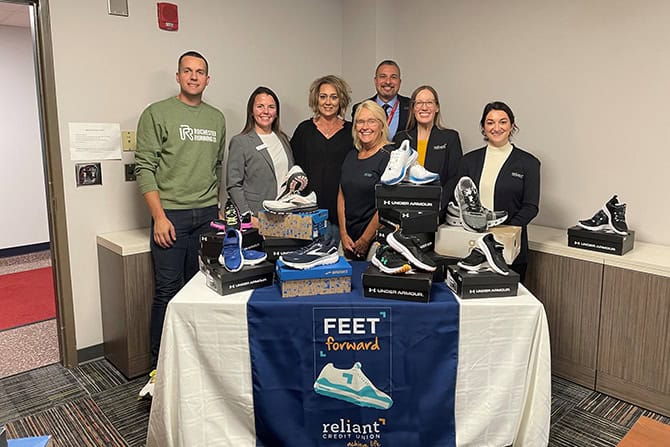 Reliant, Geneva CSD, and Rochester Running Co. representatives